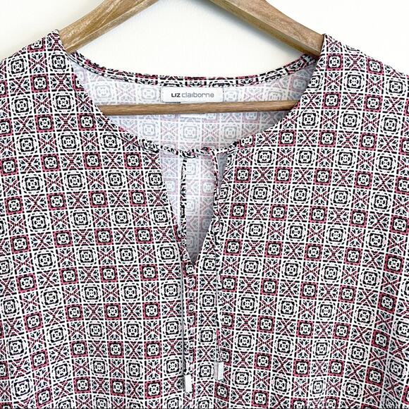 Liz Claiborne geometric print blouse red white black Large EUC - Picture 6 of 13